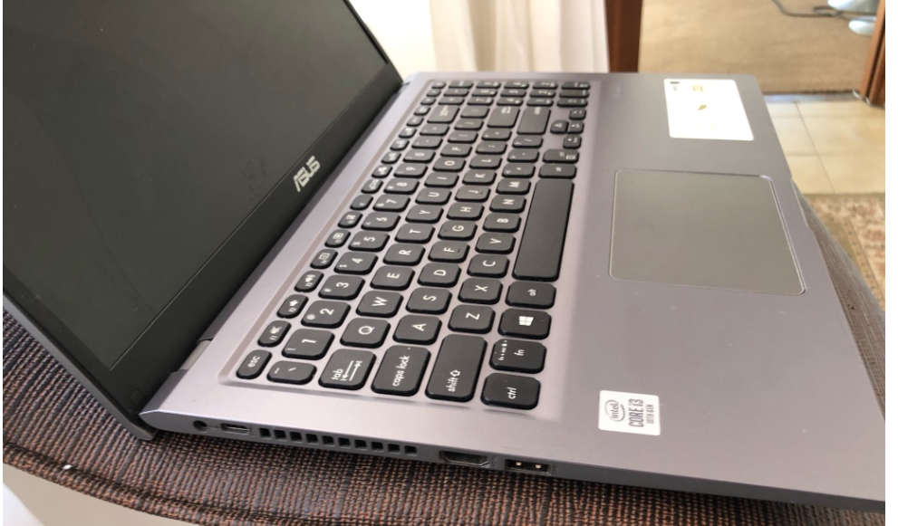 ***Selling as non-functional*** ASUS X515JA Intel Core i3 10th Gen laptop ***Selling as non-function