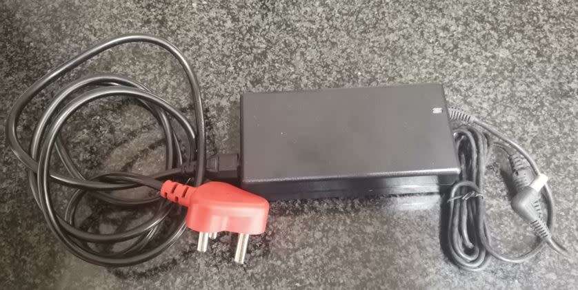 Original Lenovo charger - AD8027 - NEW