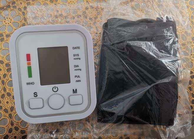 Electronic blood pressure monitor - Hardly used