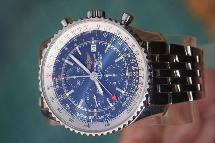 BREITLING NAVITIMER WORLD  EXCELLENT   @  @@ NO RESERVES@@