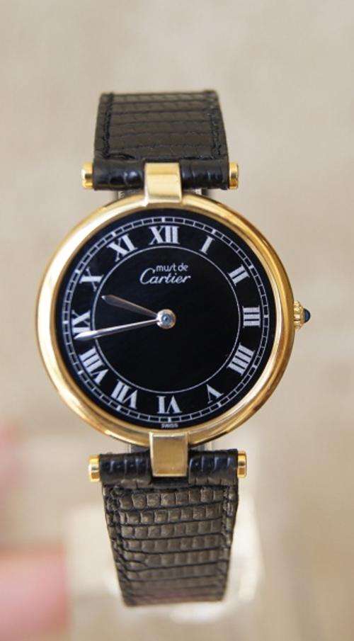 CARTIER LADIES  TIMEPIECE BLACK  WITH ROMAN NUMERALS
