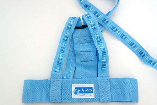 4AKID SAFETY HARNESS IN BLUE