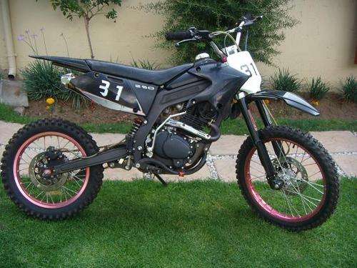 250CC      PIT BIKE                               NO RESERVES