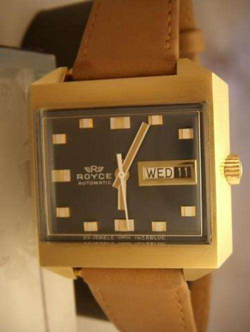 R ROYCE 25 JEWELS INCABLOC     NO RESERVES