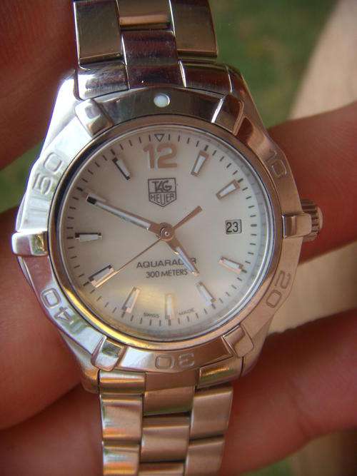 TAG HEUER  AQUARACER 300M ^^MOTHER OF PEARL LADIES^^   NO RESERVES
