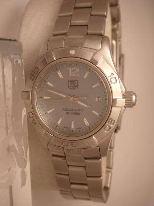 TAG HEUER  AQUARACER 300M ^^MOTHER OF PEARL LADIES^^   NO RESERVES