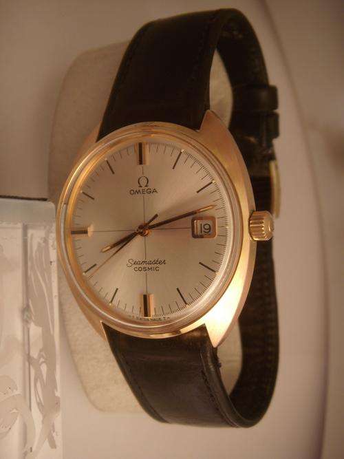 OMEGA SEAMASTER COSMIC DATE                             NO RESERVES