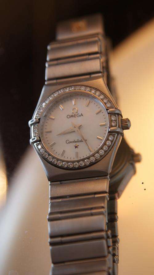 OMEGA CONSTELLATION EXPENSIVE  38 DIAMOND   LADIES WATCH    NO RESERVES