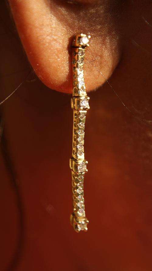 SET DIAMOND  EARRINGS    NO RESERVES