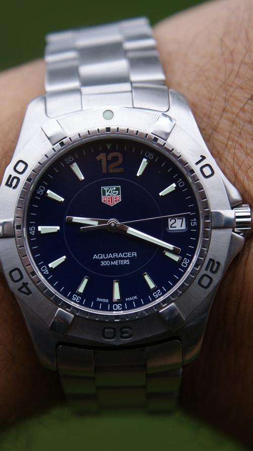 TAG HEUER AQUARACER  MINT @@ NO RESERVES@@