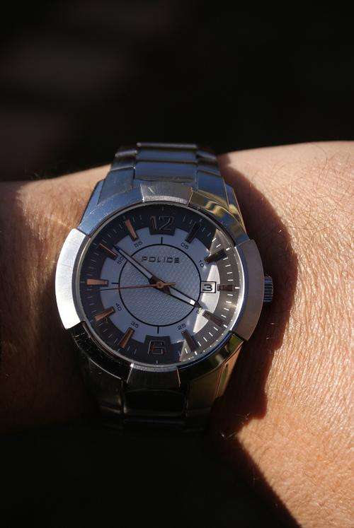 POLICE MINT GENTS  WATCH   @@ NO RESERVES@@