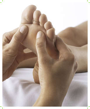 REFLEXOLOGY  THERAPY  X 5 VOUCHERS AVAILABLE  (OPEN WEEKENDS)  NO RESERVES