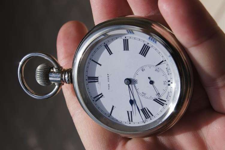 SILVER  POCKET WATCH @@ NO RESERVES@@ GENUINE AUCTION