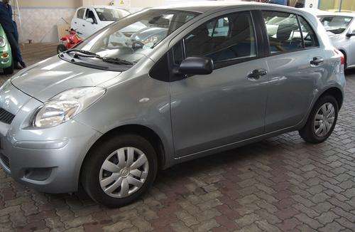 TOYOTA YARIS , PAWN SHOP SELLING ,2010 MODEL  ###  READ BEFORE BIDDING ###NO RESERVES