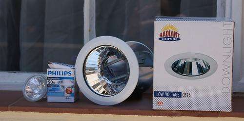 JOBLOT 12V  LIGHT BULBS      NO RESERVES