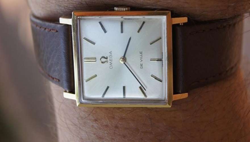 OMEGA DEVILLE UNISEX  TIMEPIECE   NO RESERVES