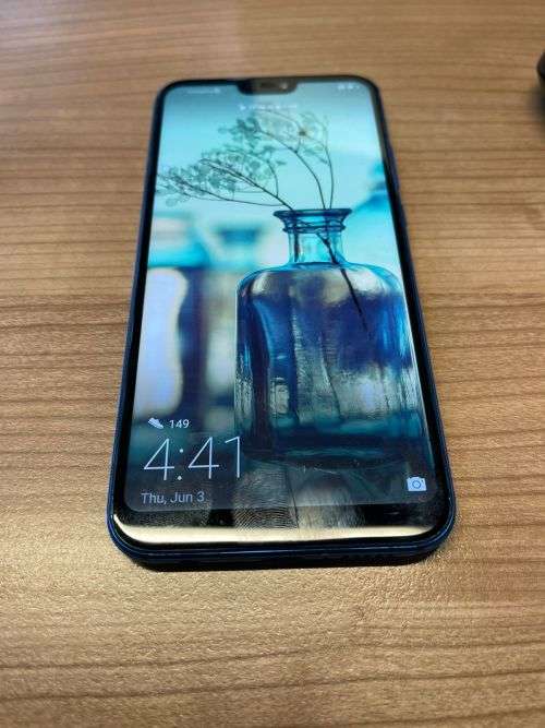 HUAWEI P20 LITE | SELLING AS IS | NETWORK ISSUE