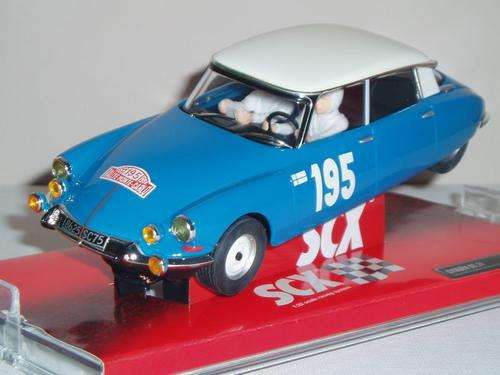 Scalextric SCX Citroen DS 21 No.195 - Montecarlo Rally 1966 1/32 SLOT CAR
