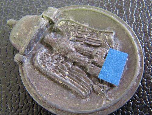 German WWII medal - Winterschlacht Im Osten 1941/42 (The Eastern Front Medal)