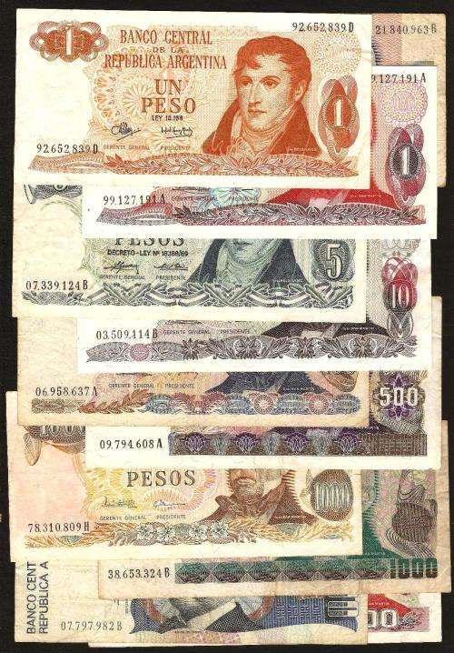 Argentina - Lot of 11 note from the 1970/80's inflation period