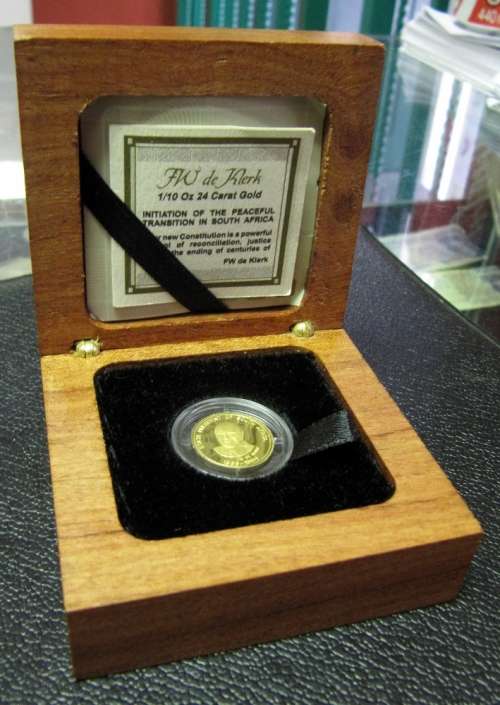 1/10oz 24ct Gold Proof coin 'FW de Klerk Peaceful Transition'