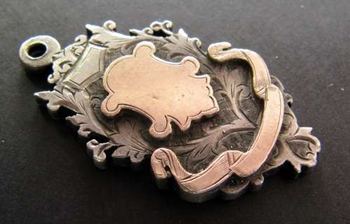 1928 Unengraved Gold Plaque & Sterling Silver pendant by E & F Bauer, Birmingham