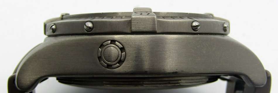 RESERVED FOR JCBRAND Breitling  Avenger Chronograph Titanium-E73360 Circa 2005