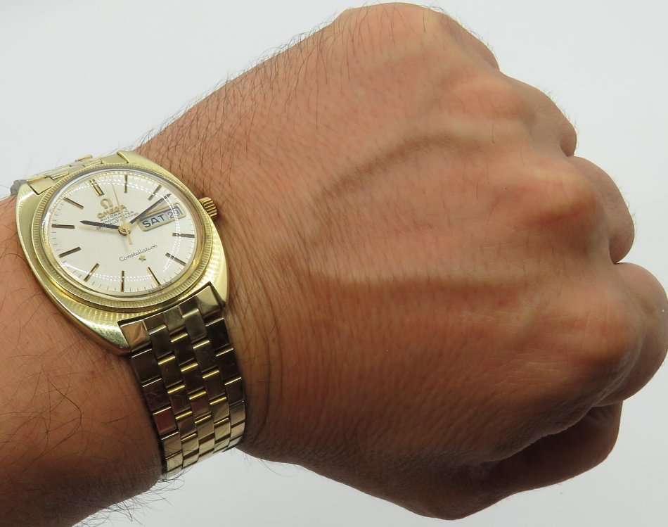 "RESERVED FOR NKB68" Omega Constellation cal.751 day/date with linen dial and Omega box