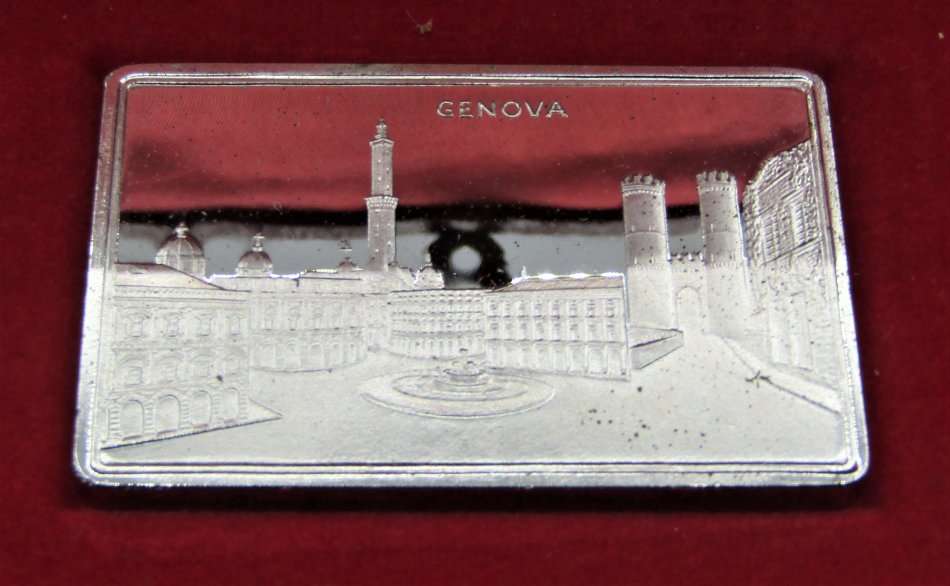 Stunning Sterling Silver Proof medallion in box with COA 60 grams of .925