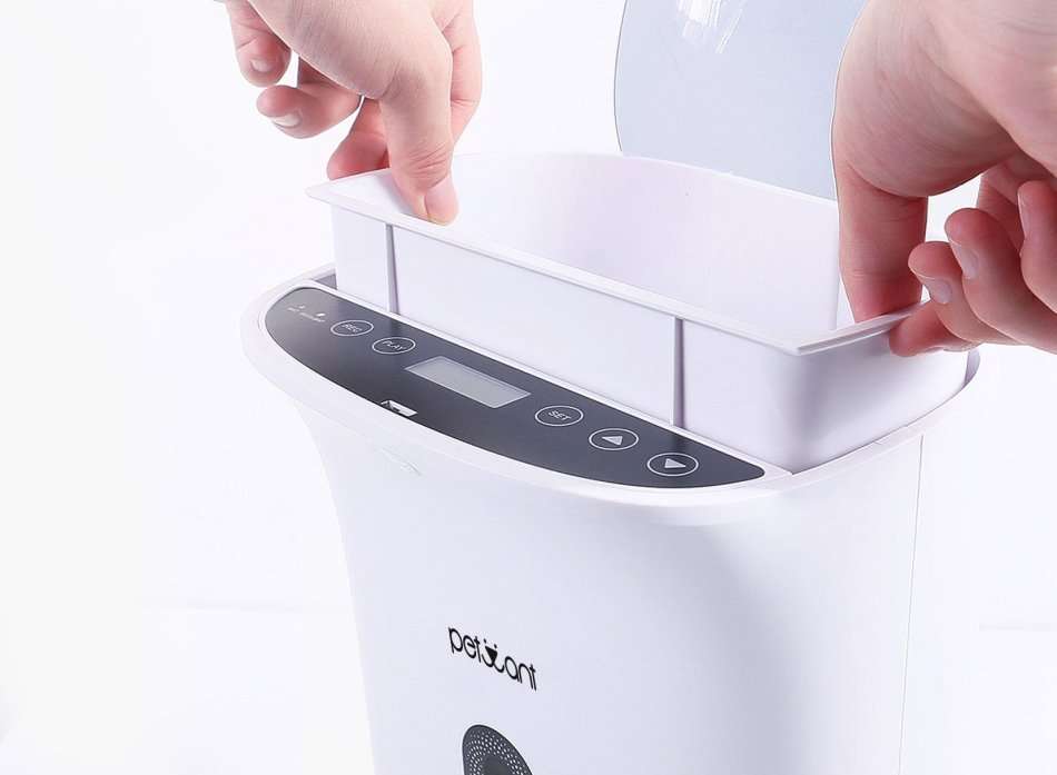 Petwant PF-102 Automatic Pet Feeder for Dogs & Cats 4.3L