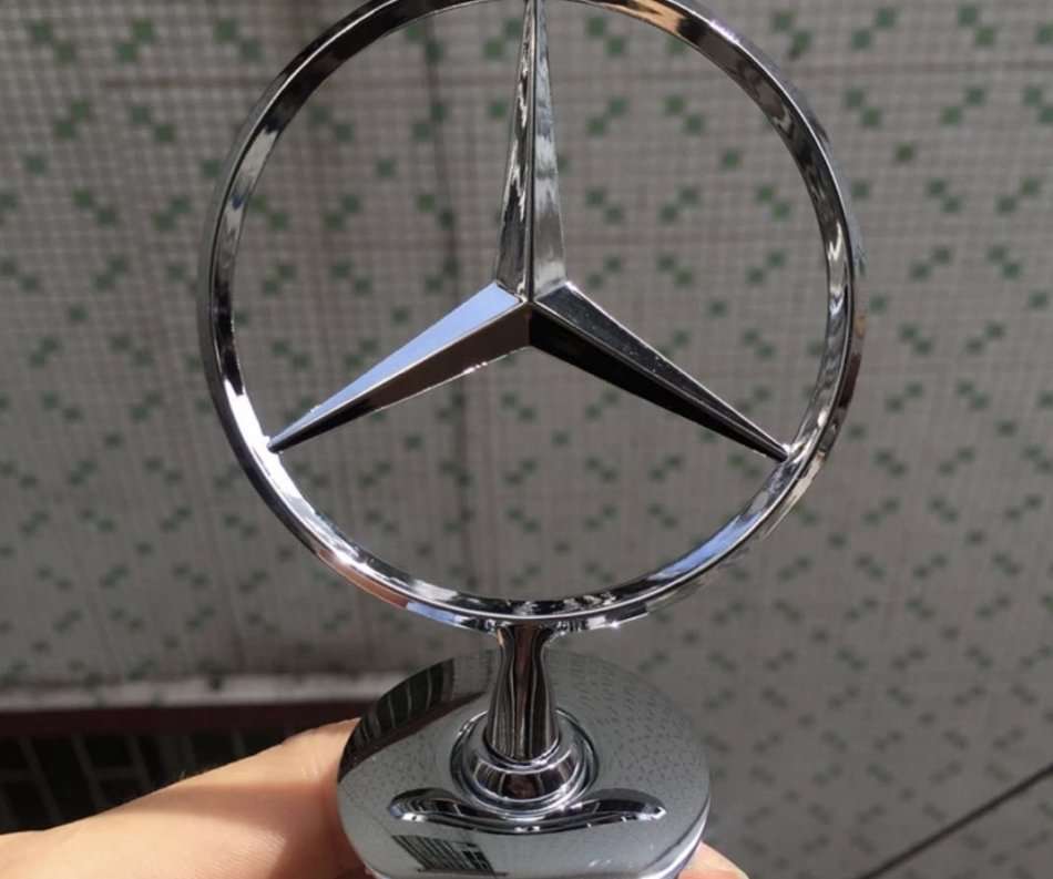 Mercedes-Benz C-class E-class S-class front logo