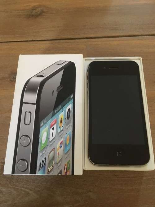 iPhone 4S 16GB Excellent Condition!