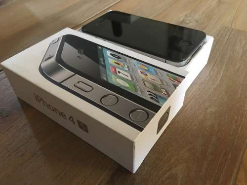 iPhone 4S 16GB Excellent Condition!