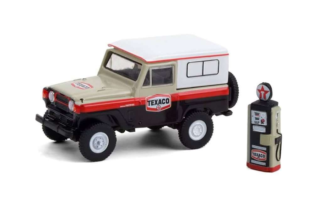 Greenlight  1:64 The Hobby Shop Series 10 1967 Nissan Patrol w/ Vintage Gas Pump