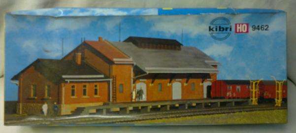 HO - Kibri Large Freight Depot Station B9462 kit