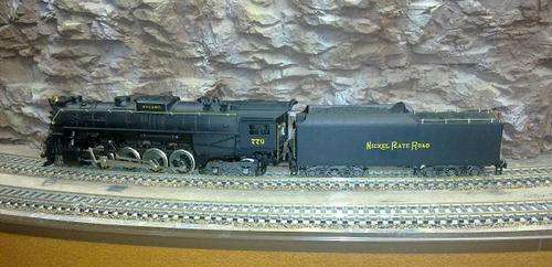 HO Rivarossi (1244) 2-8-4 Class S3 (Berkshire) Steam Loco Nickel Plate #779 - no bell