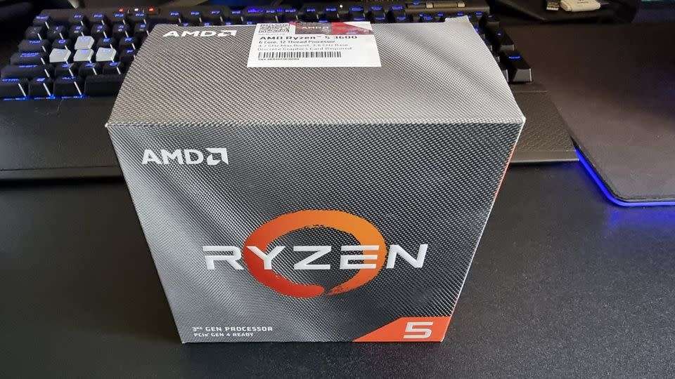 AMD Ryzen Wraith Stealth CPU Cooler