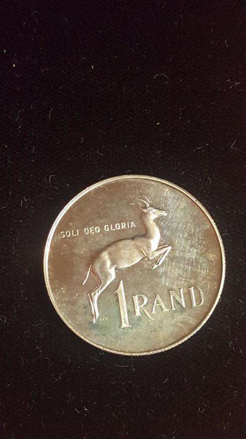 1977 proof Silver R1 cameo