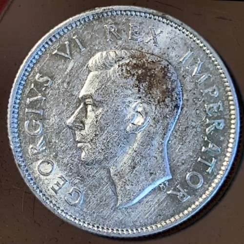 1942 Coin set no 3d. 3 x 1/4d, 2x 1/2d, 1d, 2x 6d, 1`. 2`. 2/5` Can only post 15 images.