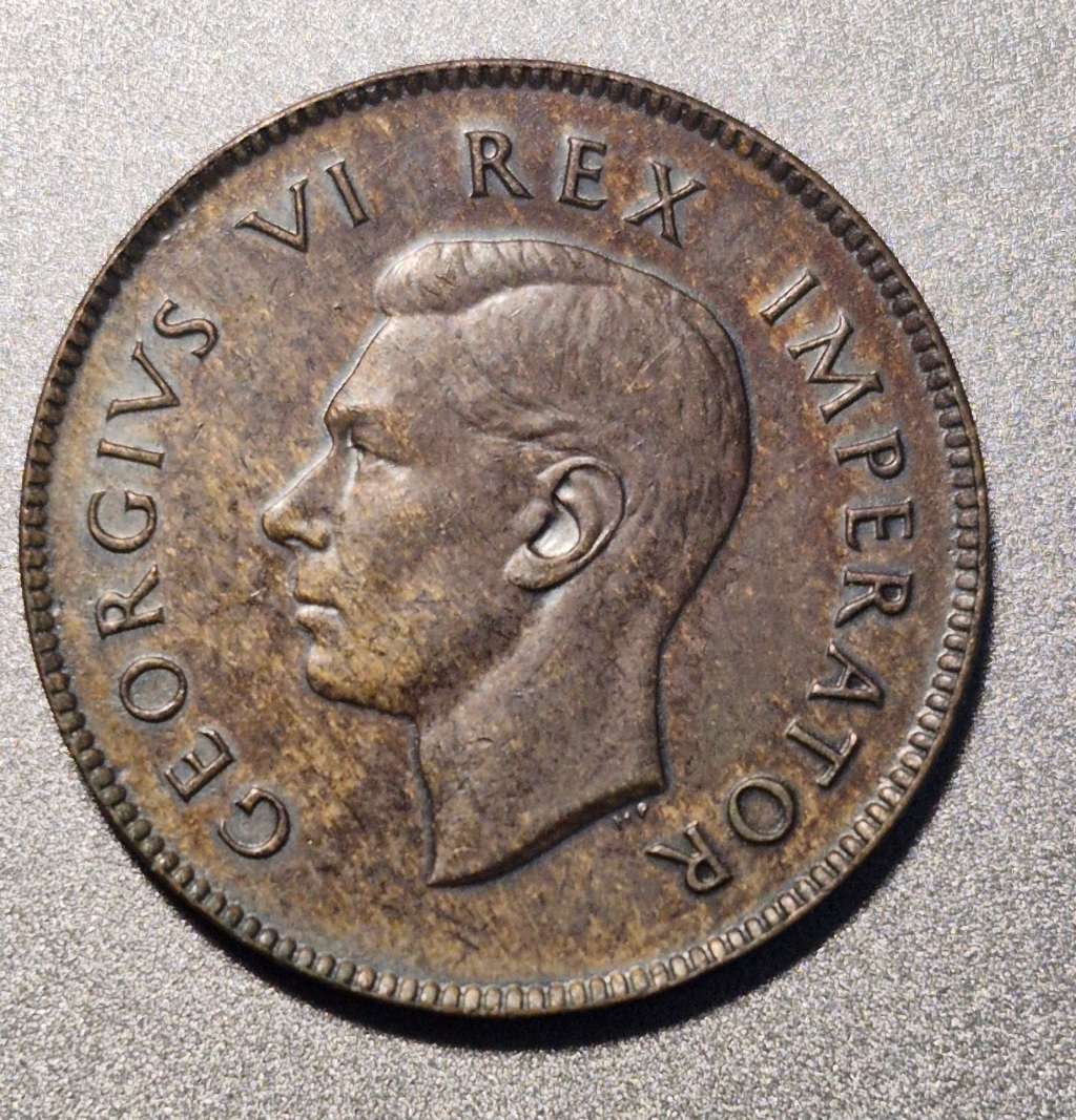 1941 Quarter Pennies x 2. One Brown, One almost Black. Low Mintage of only 91,160