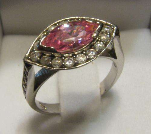 Stunning genuine pink/white topaz ring in solid .925 silver