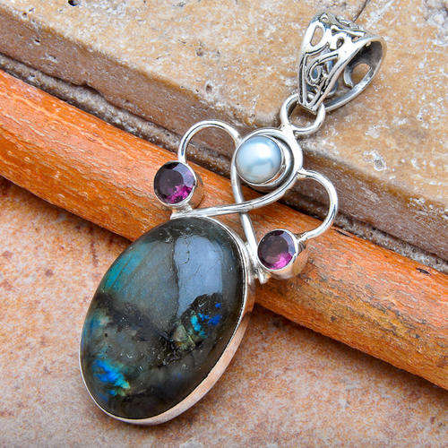 Gorgeous genuine labradorite, pearl and purple quartz pendant in .925 sterling silver