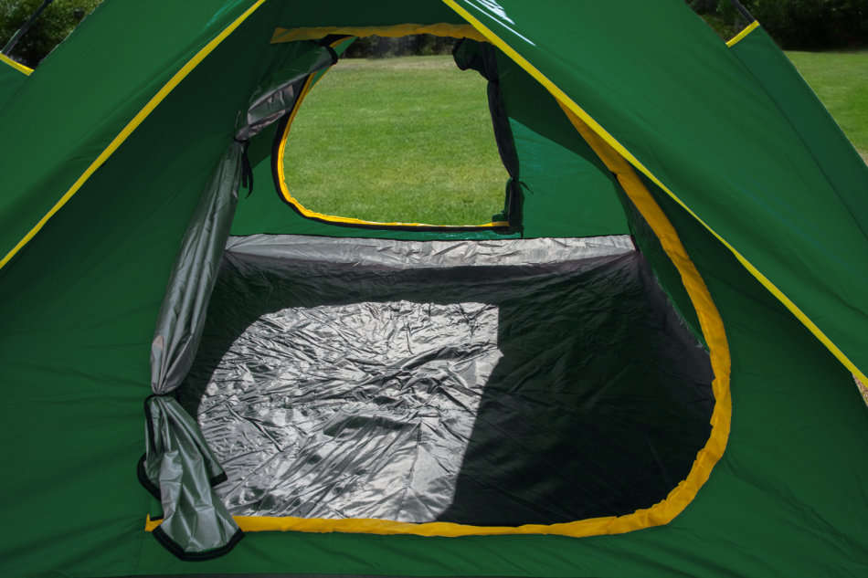 Hazlo 4 Person Double Layer Camping Tent