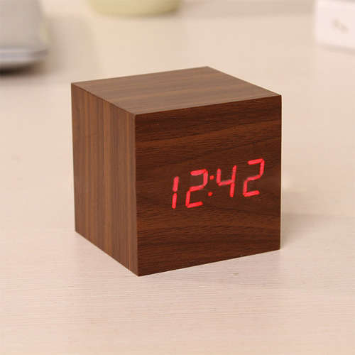 Modern Cube Wooden Digital Desk Table Clock with Temperature