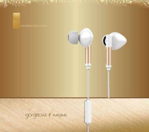 Dairle MFI Certified Lightning Digital In-Ear Earphone for Apple iPhone, iPad, iPod [ Second Hand ]