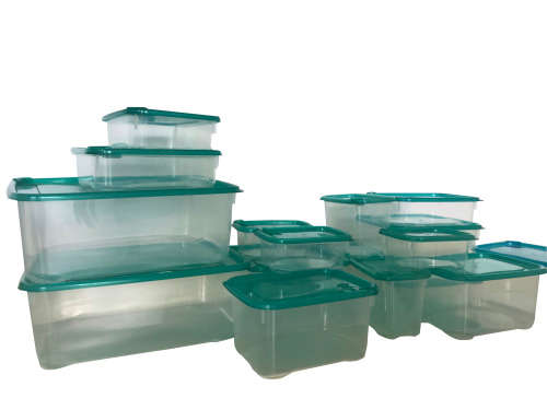 17 Piece Plastic Food Storage Containers Set - Microwave & Dishwasher Safe [Second hand]