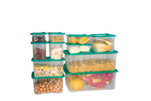 17 Piece Plastic Food Storage Containers Set - Microwave & Dishwasher Safe [Second hand]