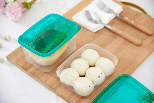 17 Piece Plastic Food Storage Containers Set - Microwave & Dishwasher Safe [Second hand]