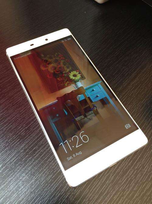 Huawei P8 16GB Mystic Champagne (gold) LTE smartphone