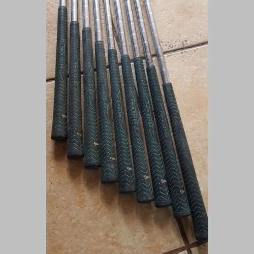 Spalding Dot Golf Irons